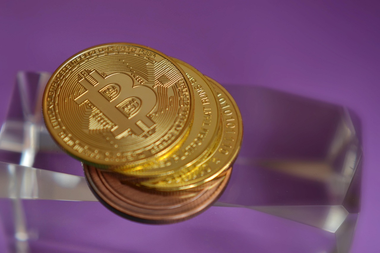 马斯克回归特斯拉、减少DOGE工作！TSLA与狗狗币双双暴涨